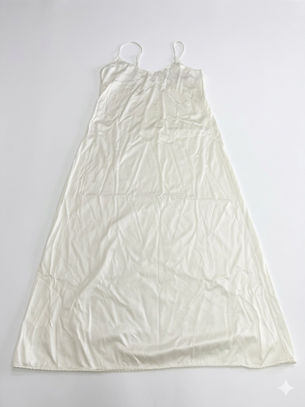 Vintage Vanity Fair Ivory Full Slip Dress Lace Trim Style 10-717 Size 34/32"